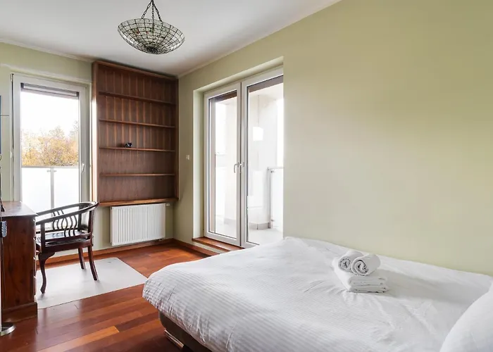 Lasek Marcelinski 2-Bedroom Apartment